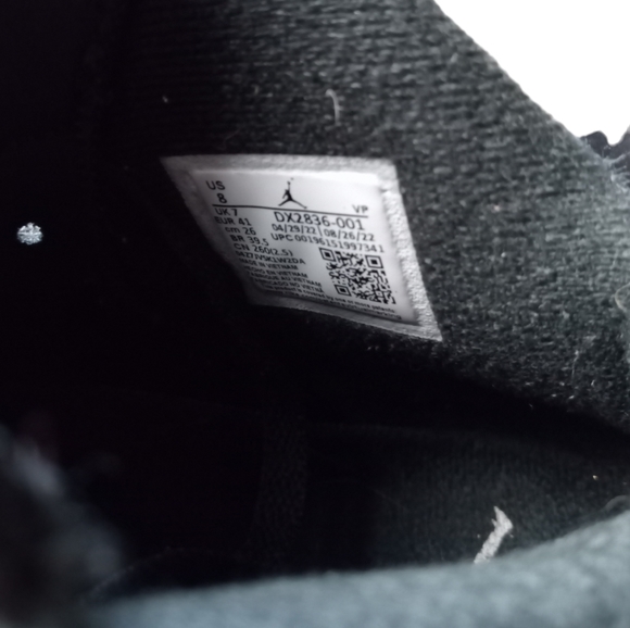 Air Jordan 6 Retro Metallic Silver size 8 - Picture 4 of 7